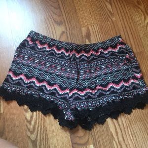 Comfy Patterned Shorts with Pockets!